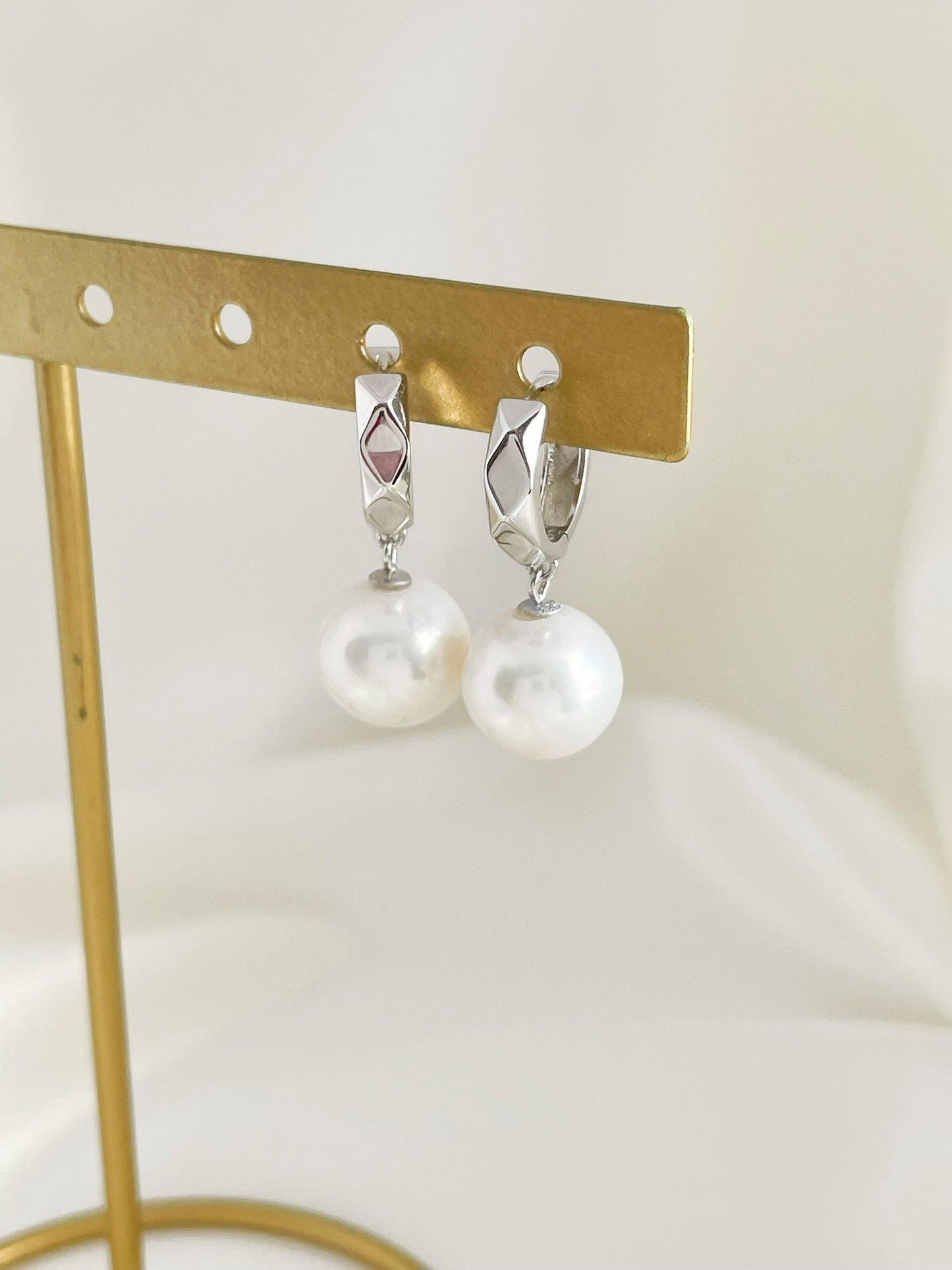 11-12mm Freshwater Pearl Drops Earrings