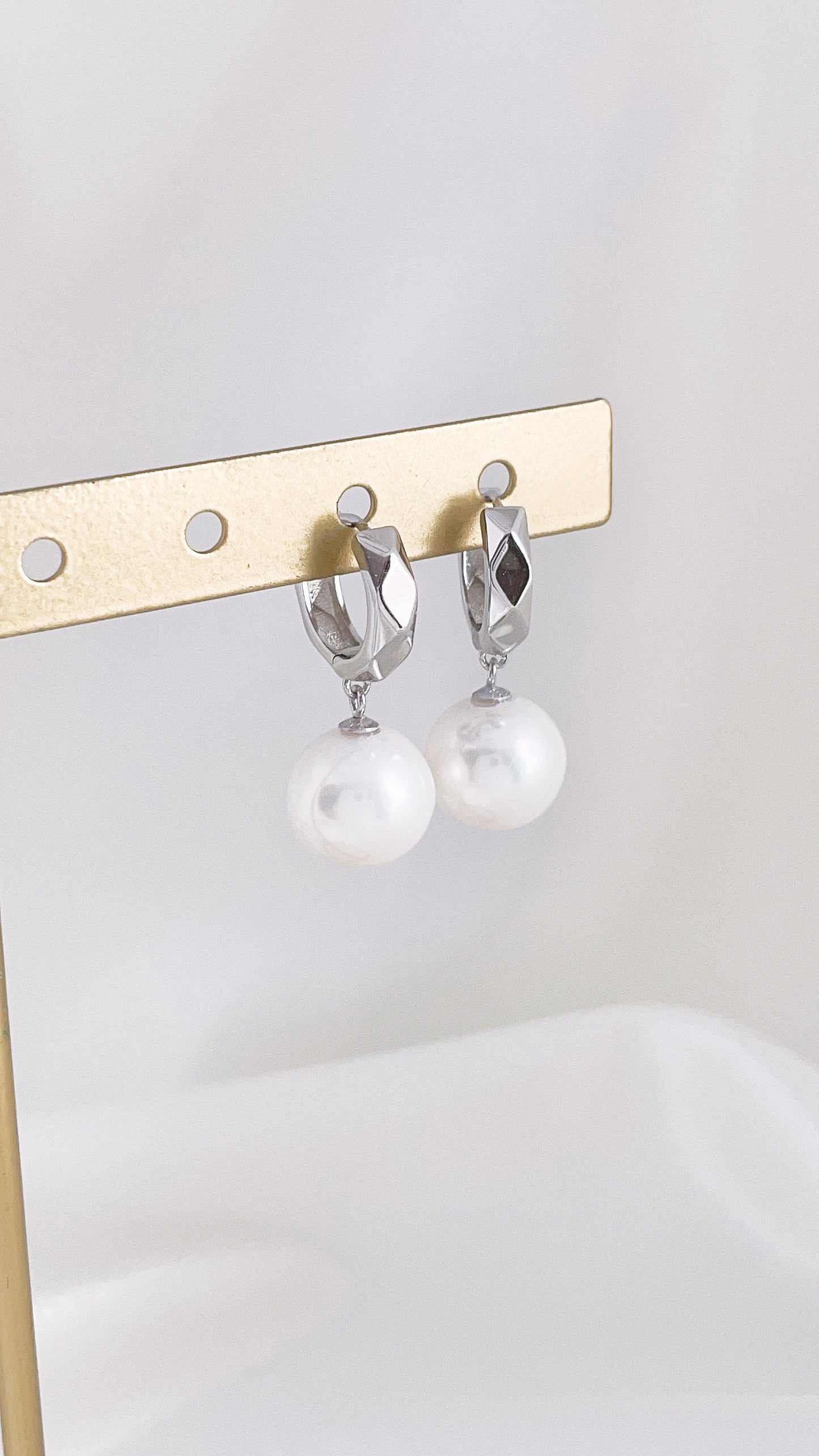 11-12mm Freshwater Pearl Drops Earrings