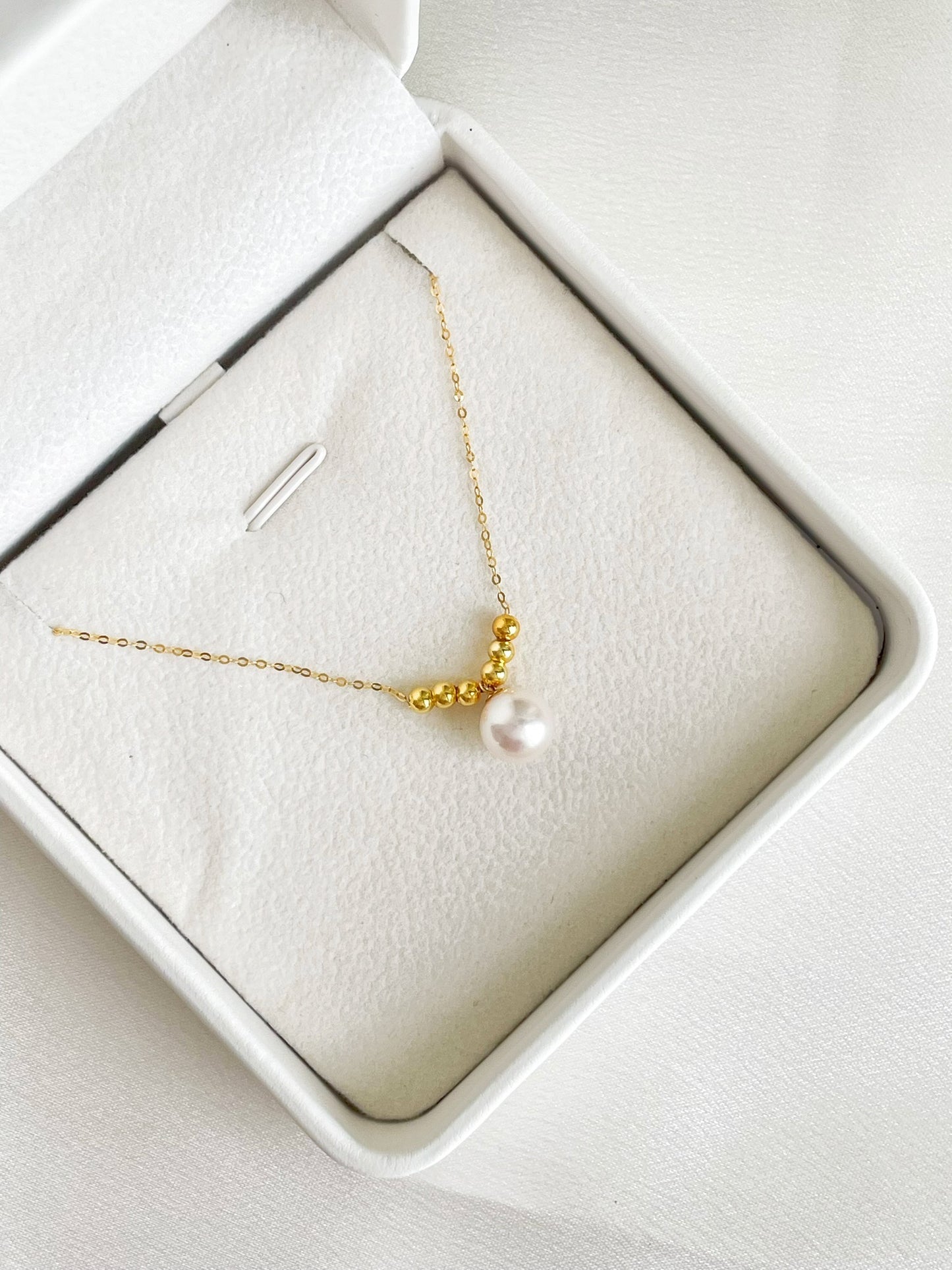 Akoya Pearl Necklace in 18k Gold