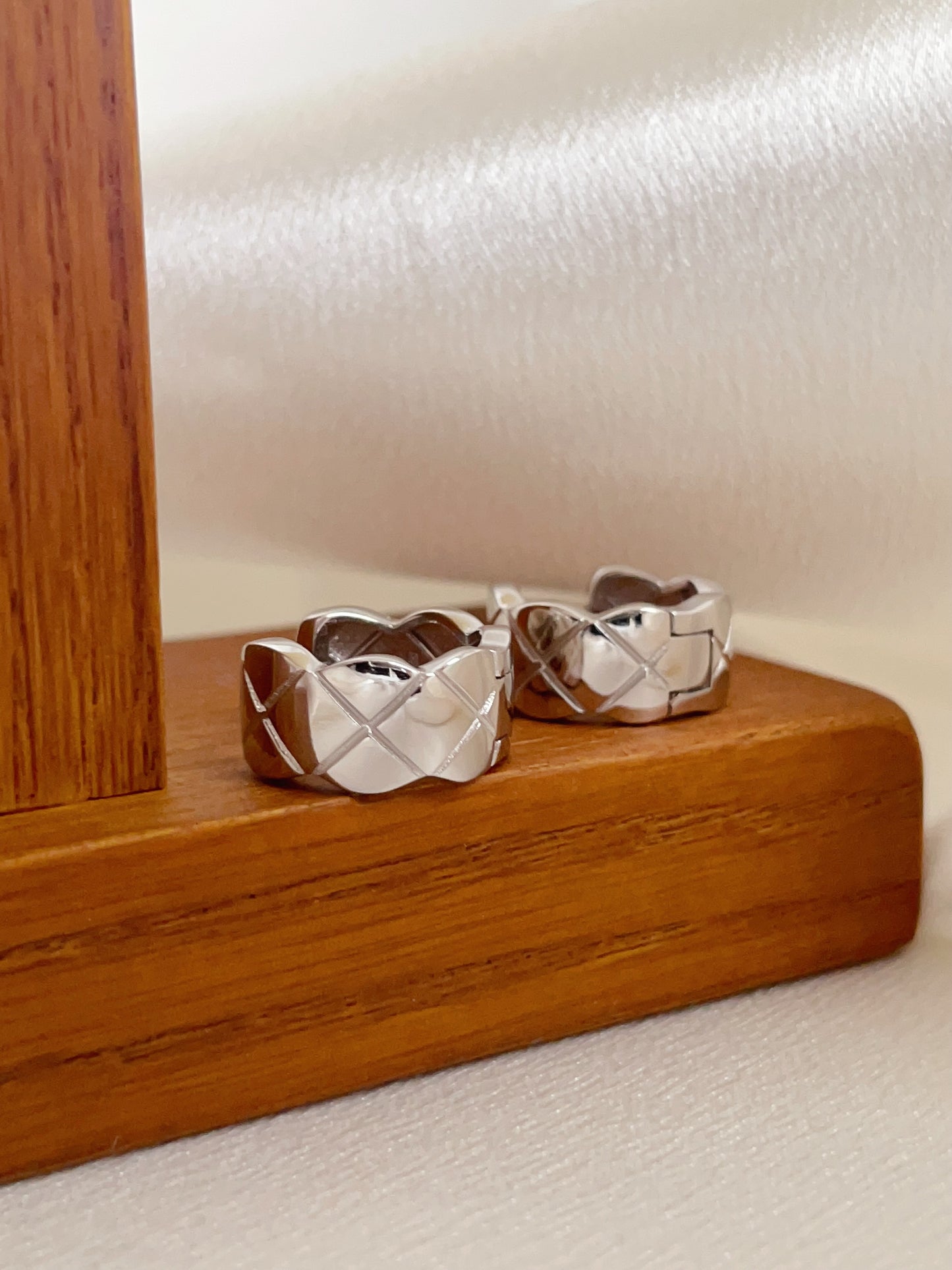 Sterling Silver Diamond Grid Pattern Hoops Earrings