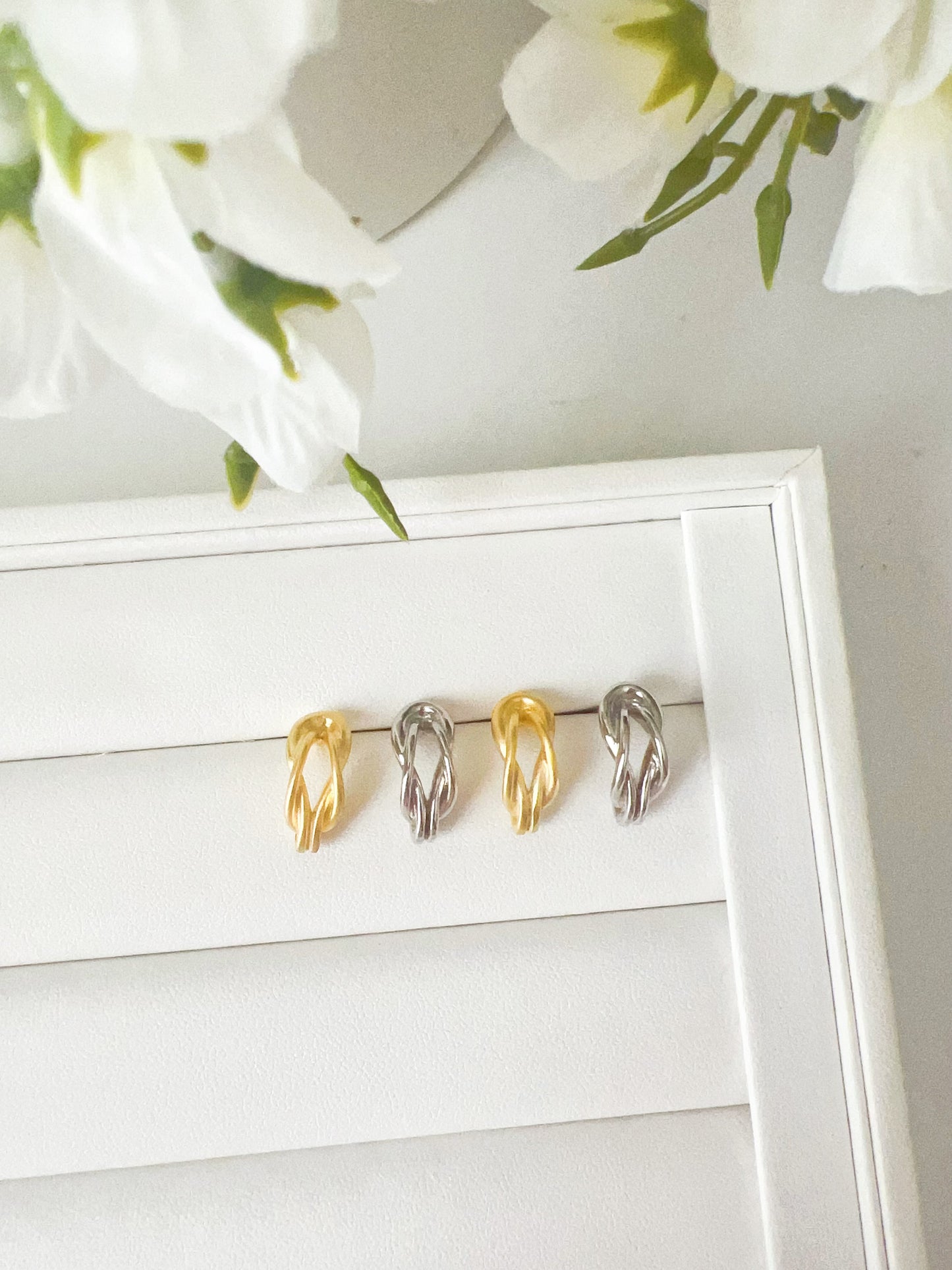 Sterling Silver Hemp Flowers Hoop Earrings