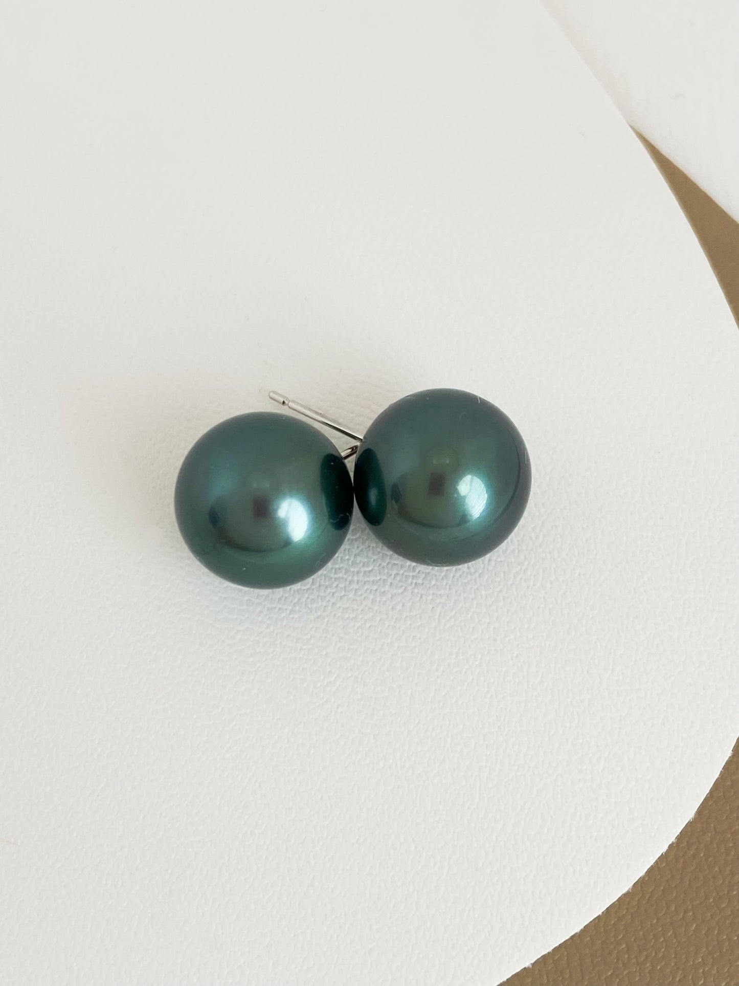 10-11mm Tahitian Pearl Studs Earrings
