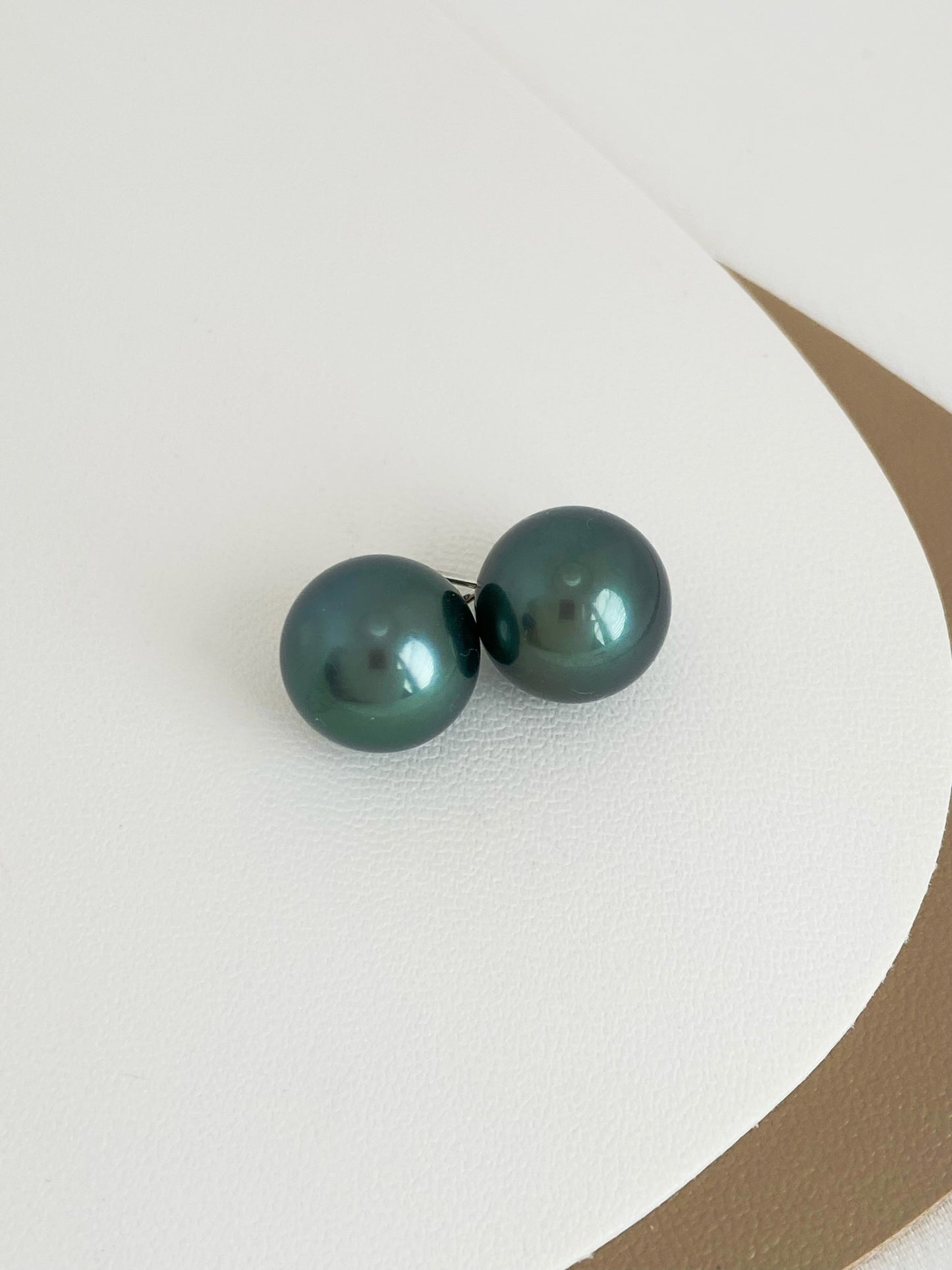 10-11mm Tahitian Pearl Studs Earrings