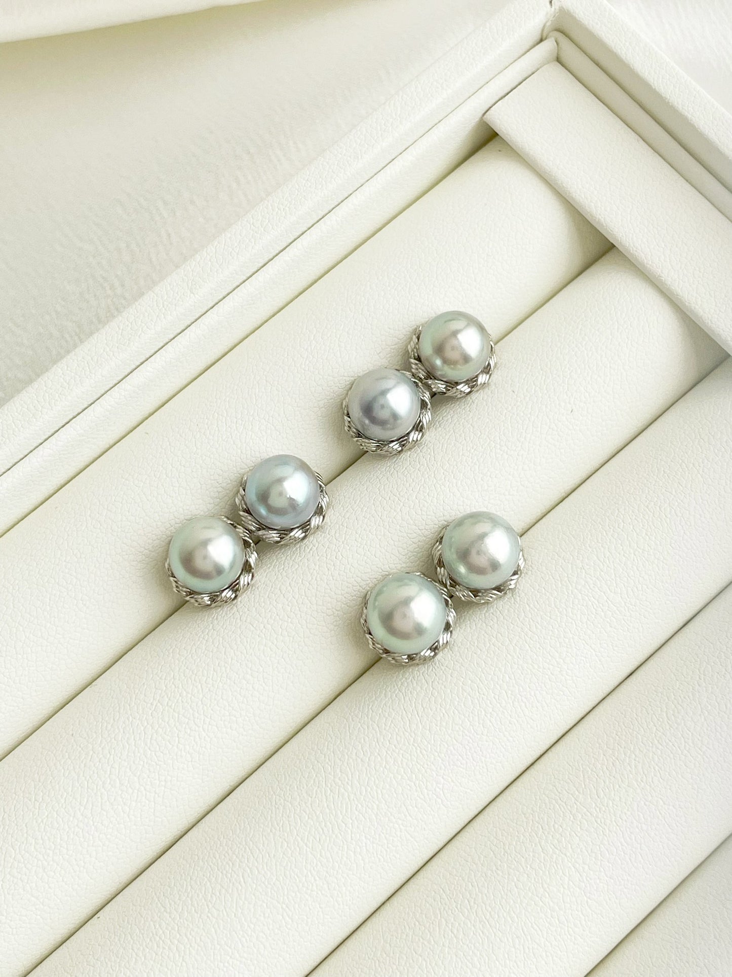 8-9mm Akoya Pearl Studs Earrings