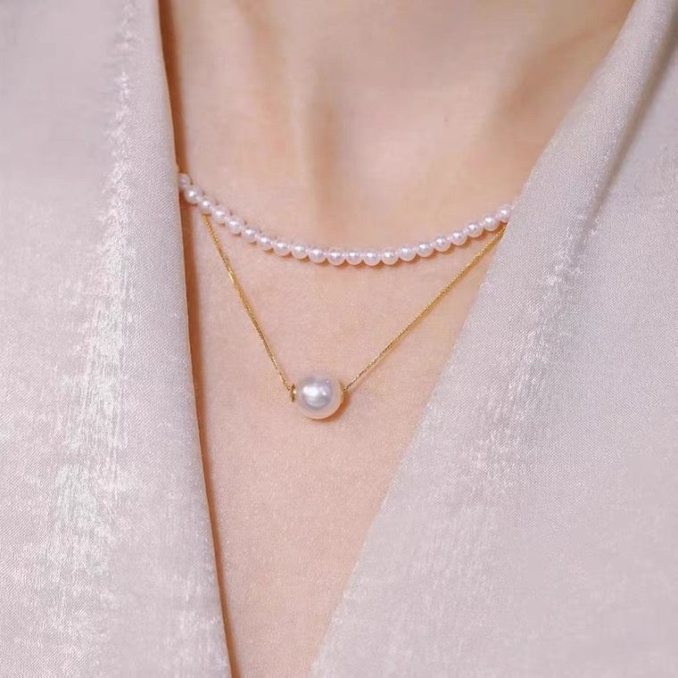 Akoya Floating Pearl Necklace in 18k Gold