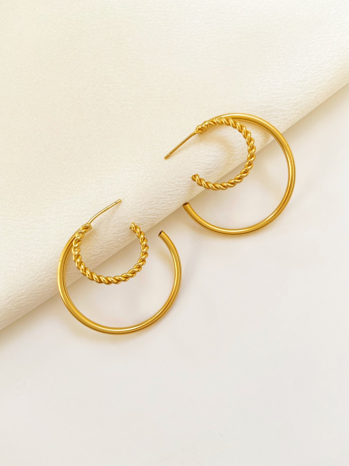Sterling Silver Circle Hoop Earrings