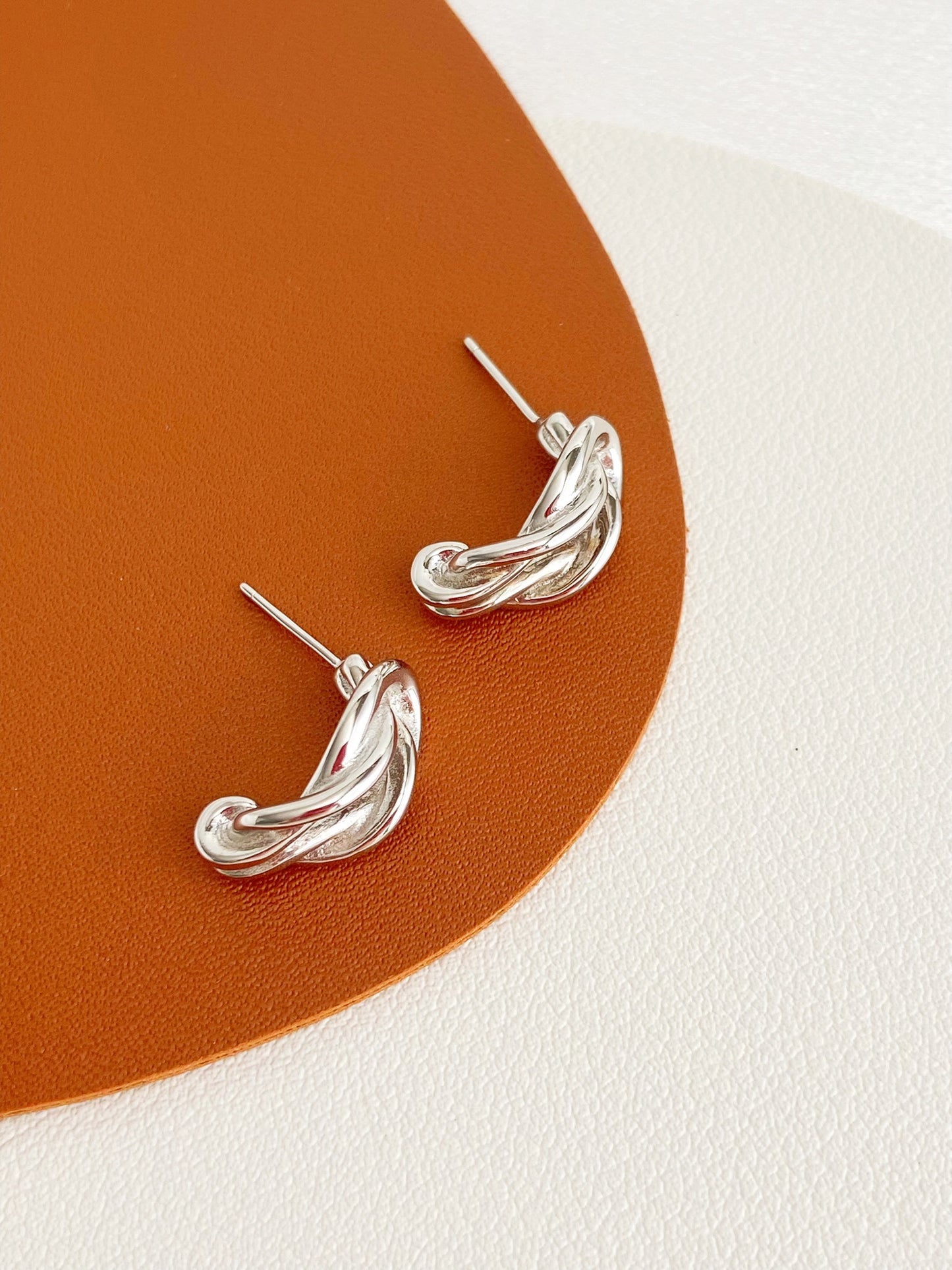 Sterling Silver Hemp Flowers Hoop Earrings