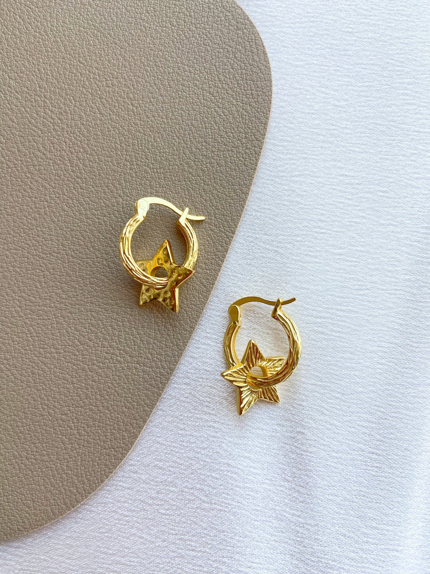 Sterling Silver Vintage Bold Star Drop Earrings