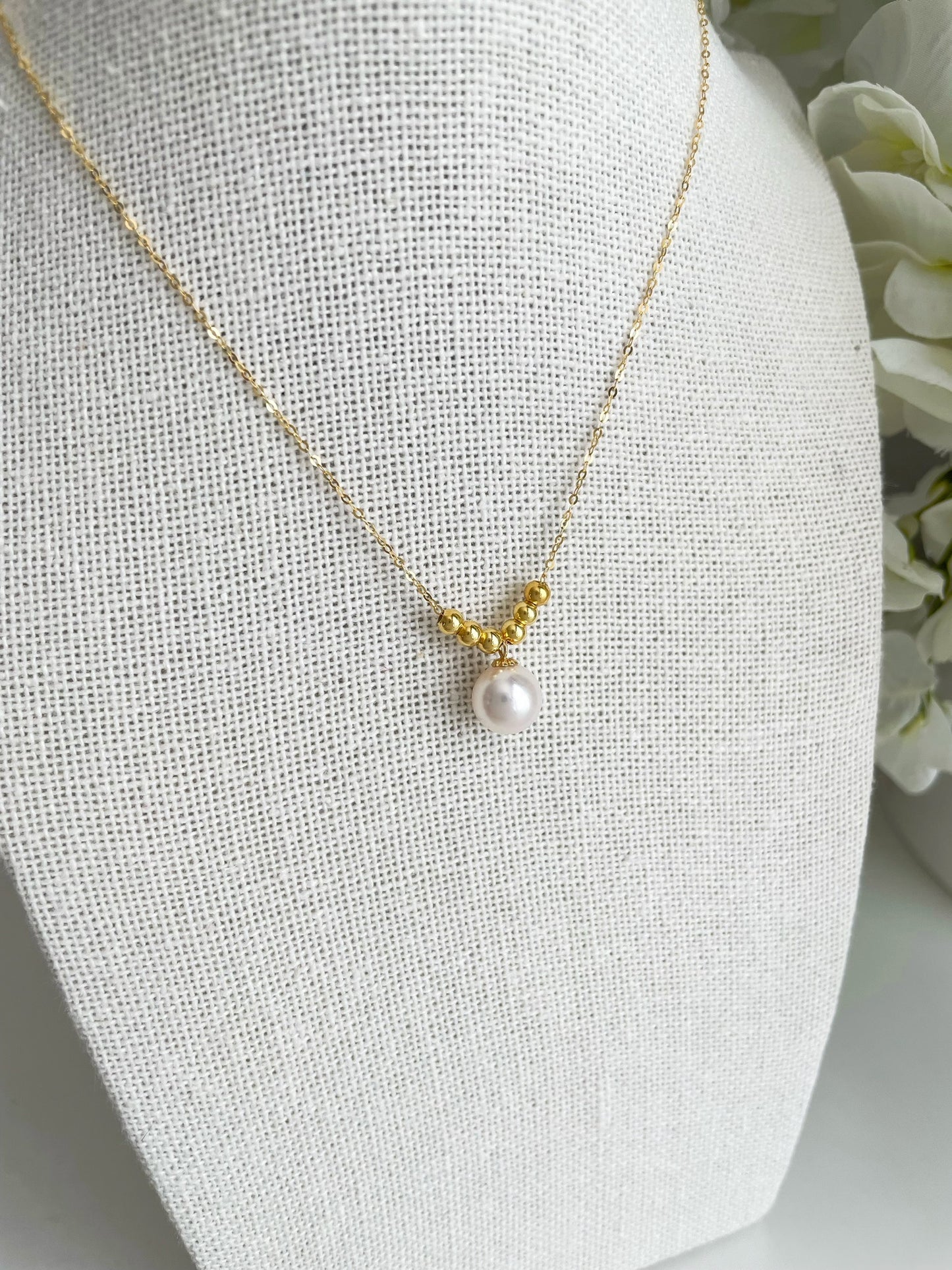 Akoya Pearl Necklace in 18k Gold