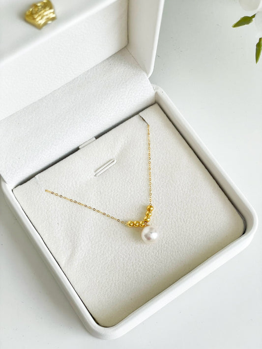 Akoya Pearl Necklace in 18k Gold