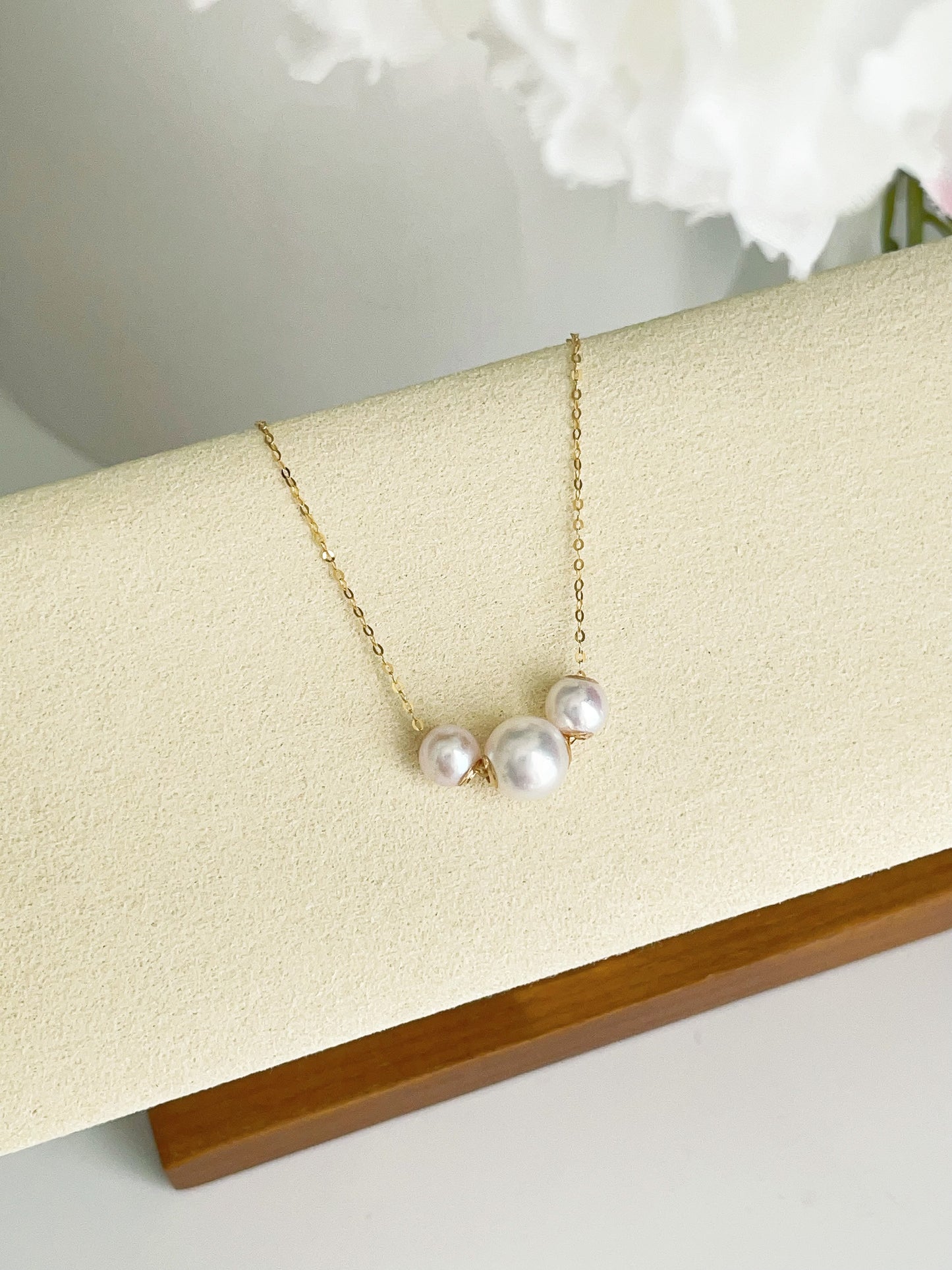 Triple Akoya Floating Pearl Necklace in 18k Gold