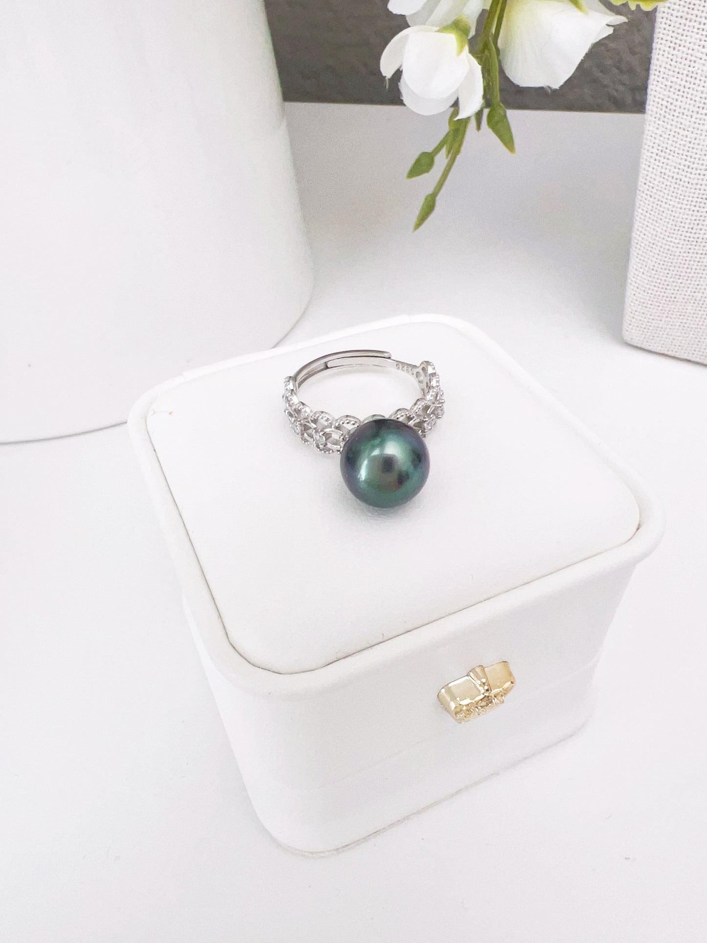 10mm Tahitian Pearl Ring