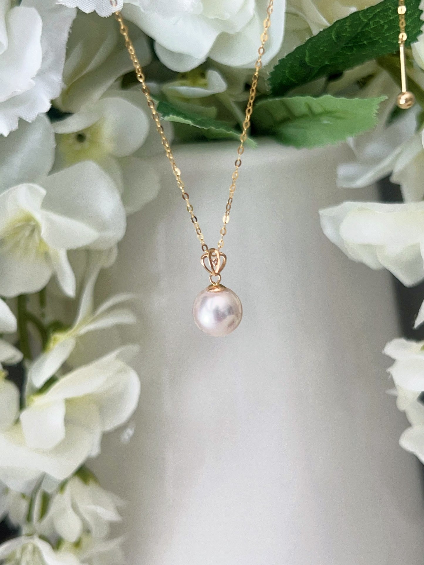 8-8.5mm Akoya Pearl Crown Shaped Dimond Pendant