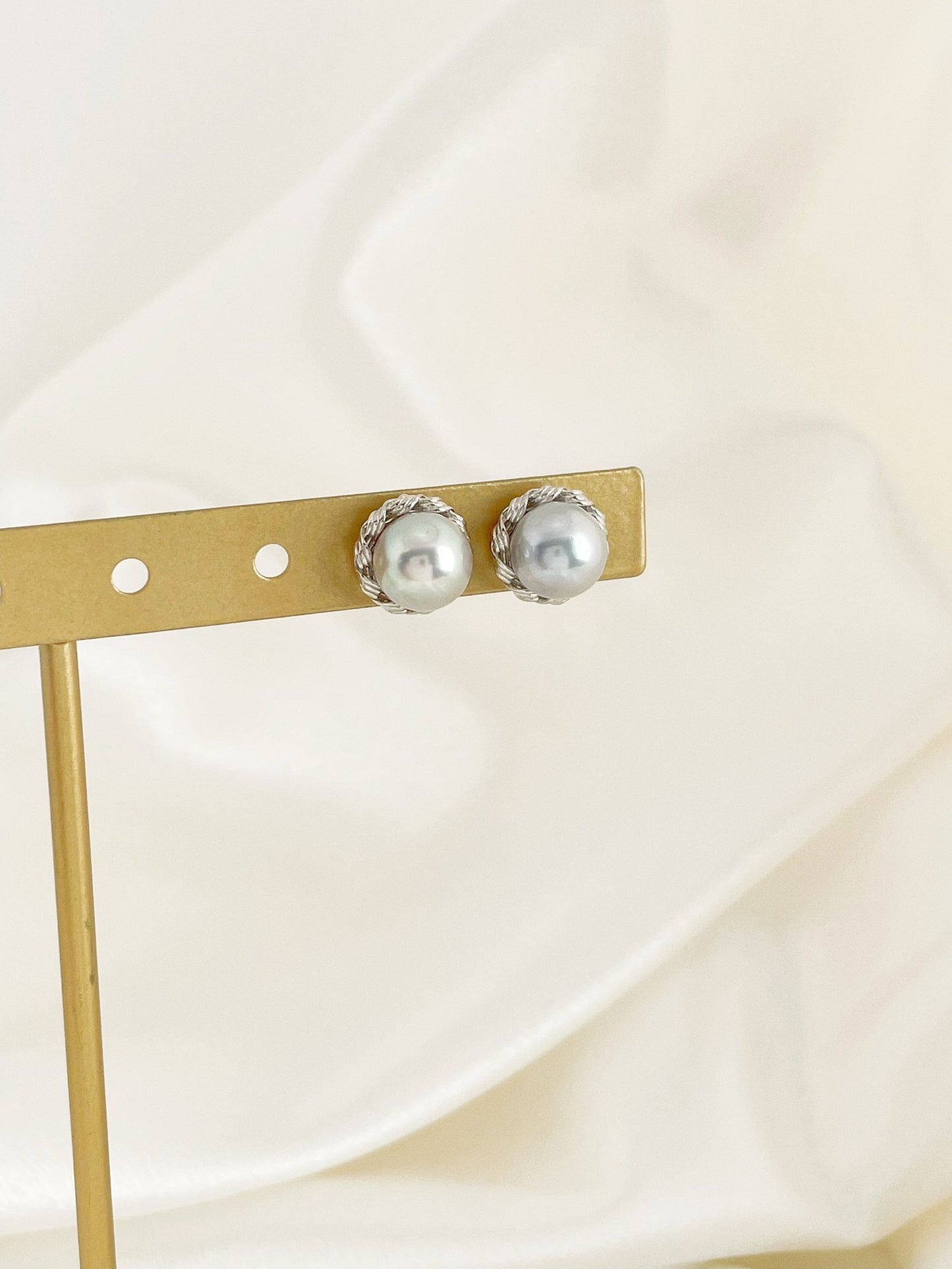 8-9mm Akoya Pearl Studs Earrings