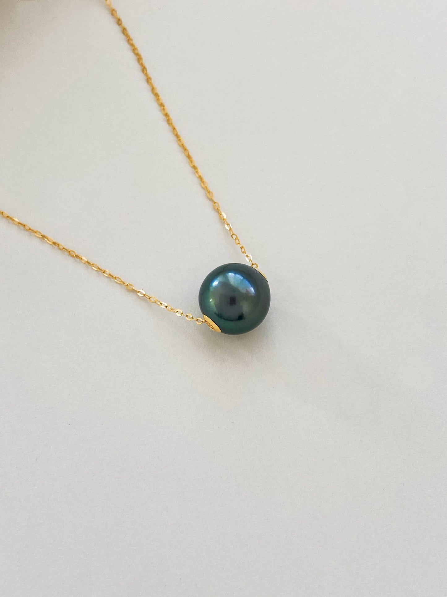 Floating Tahitian Pearl Necklace in 18k Gold