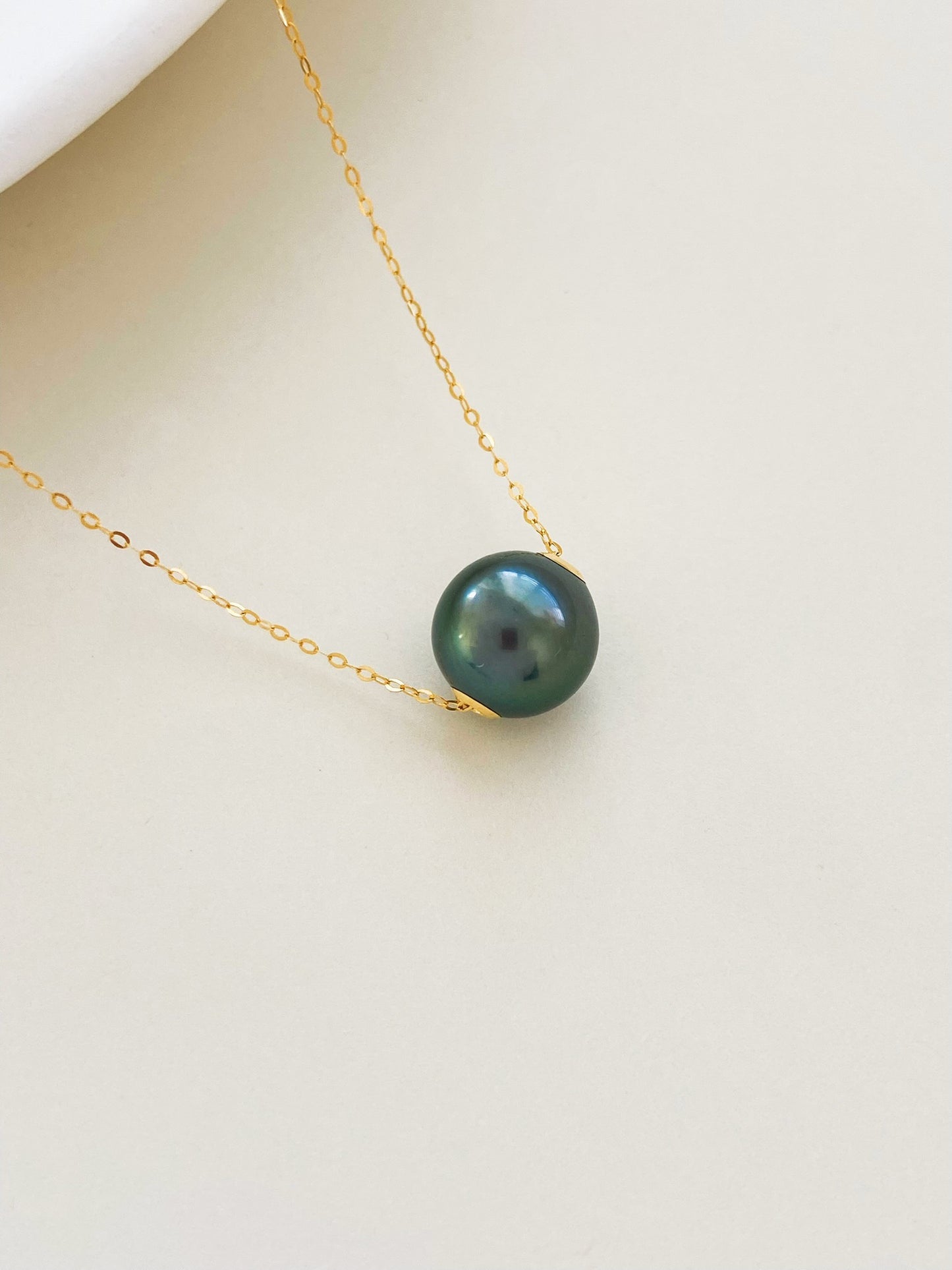 Floating Tahitian Pearl Necklace in 18k Gold