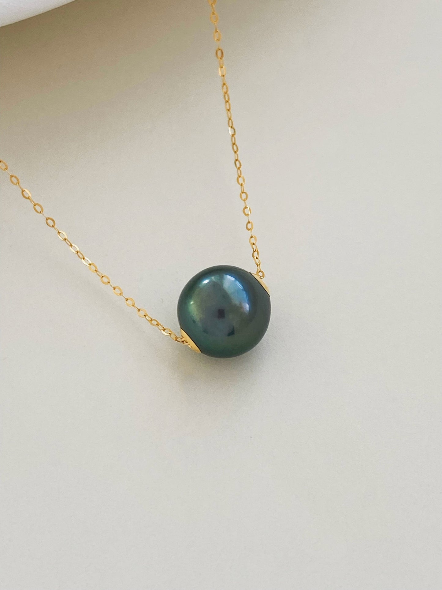 Floating Tahitian Pearl Necklace in 18k Gold