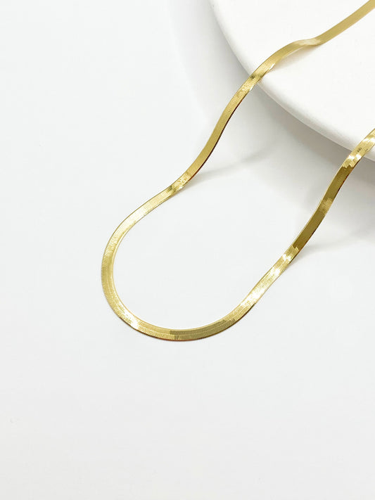 Flat Snake Chocker Necklace in 18k Gold