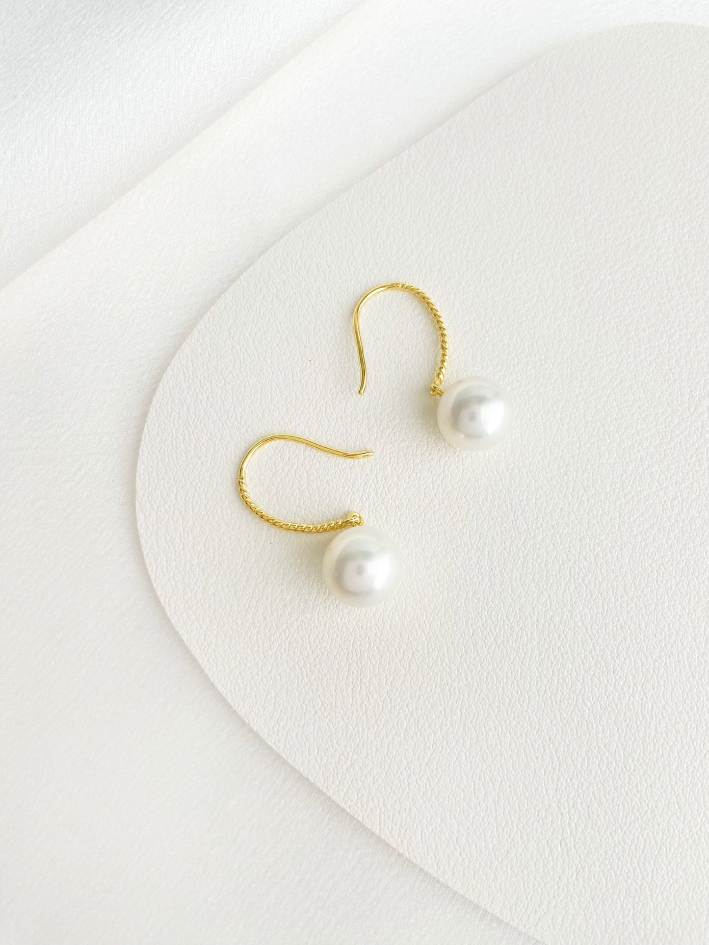 9-10mm Edison Freshwater Pearl Hoops Earrings