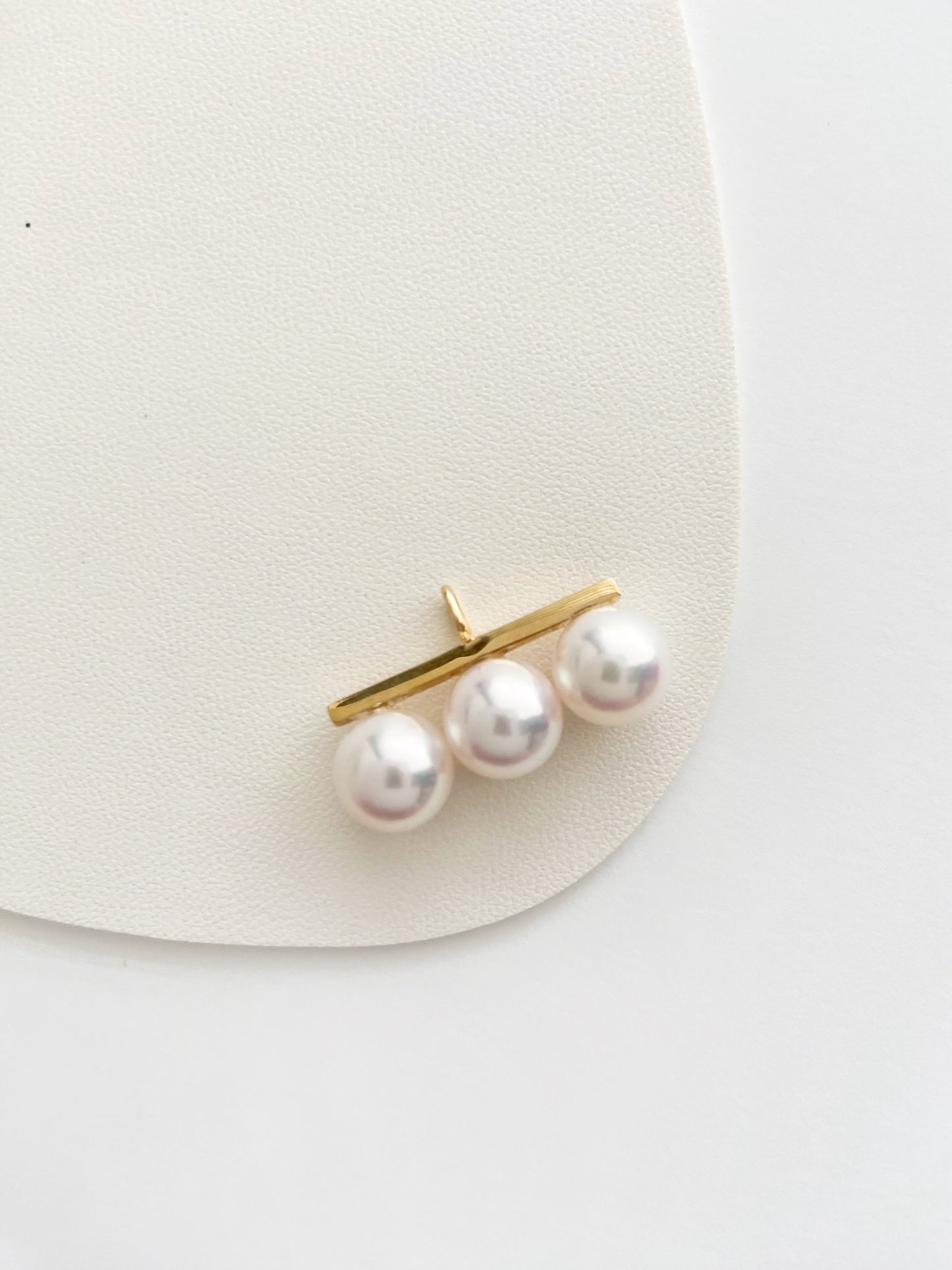 8-8.5mm Balance Bar Akoya Pearl Pendant