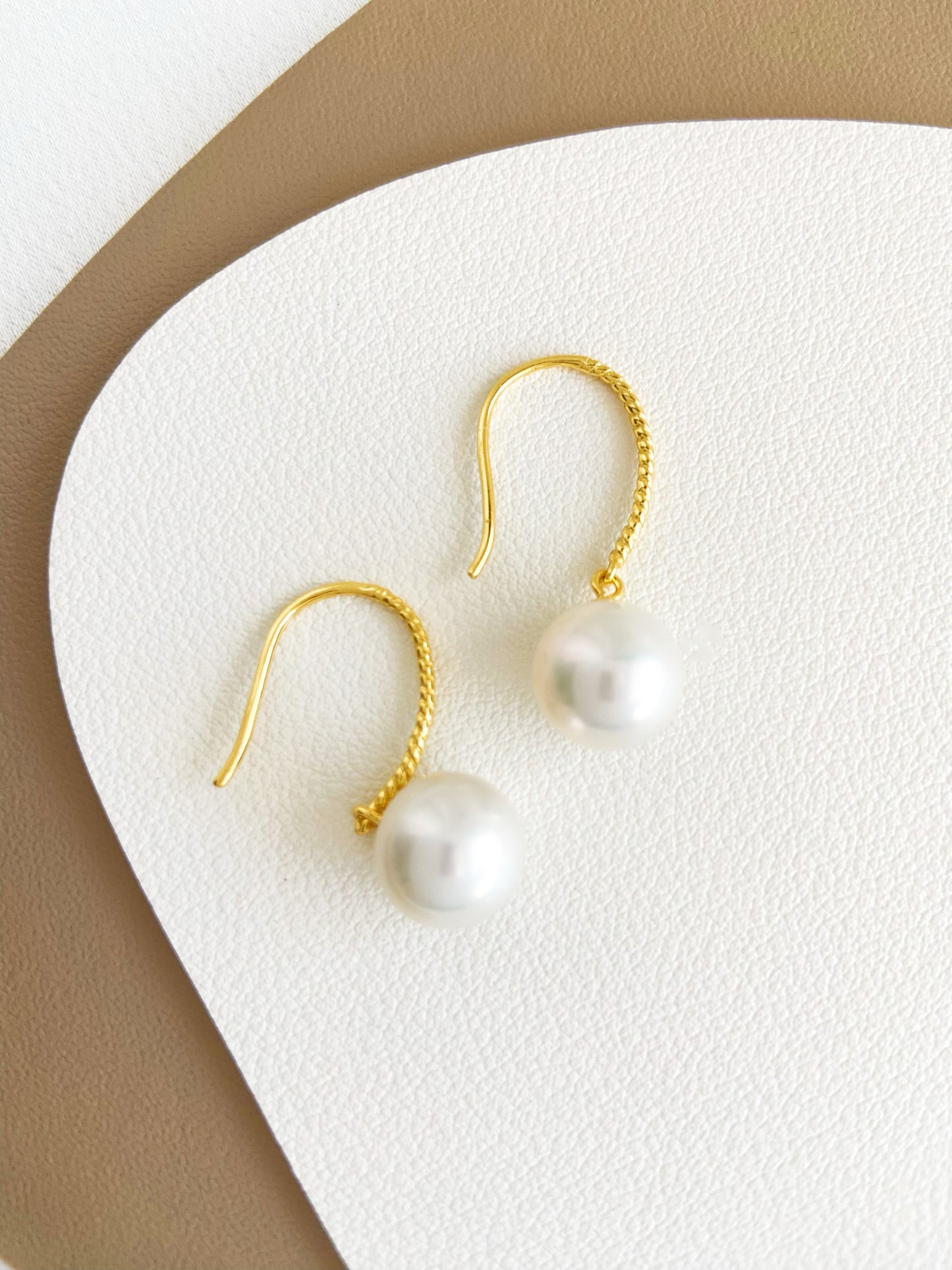 9-10mm Edison Freshwater Pearl Hoops Earrings