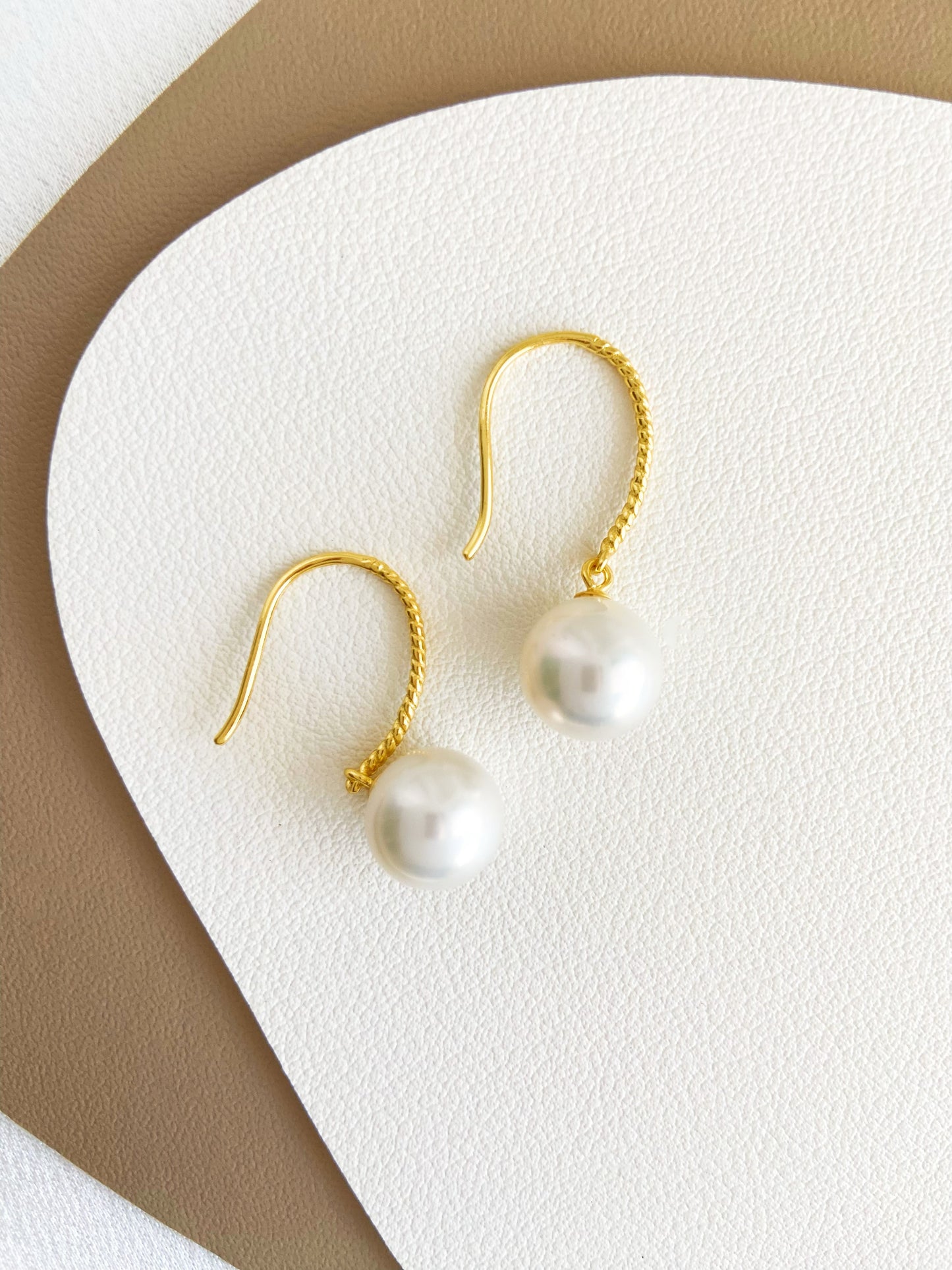 9-10mm Edison Freshwater Pearl Hoops Earrings